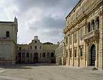 Piazza-Duomo-Lecce_2.jpg