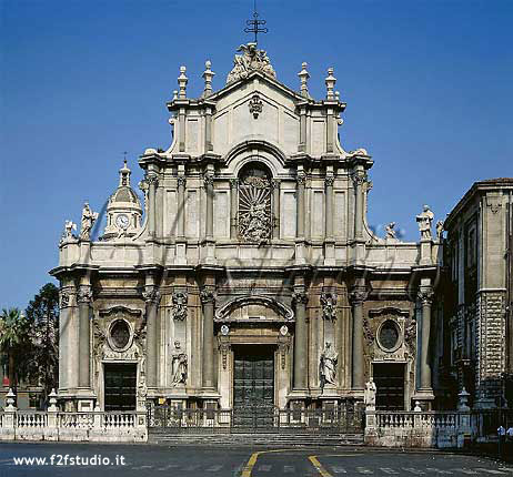 Duomo-Catania.jpg