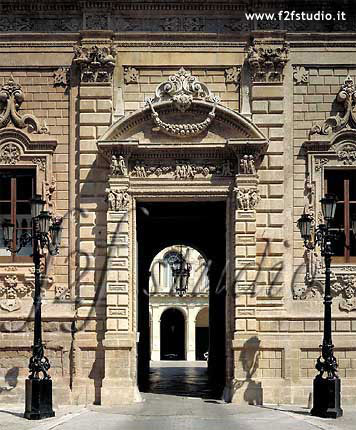 Palazzo-Governo-Lecce_02.jpg