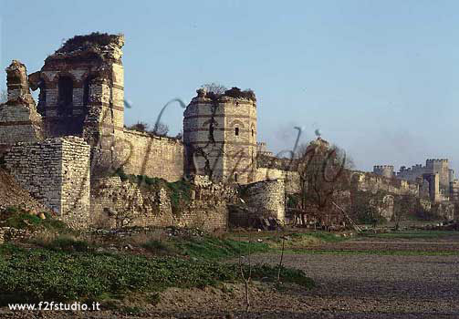 Mura-Istanbul_02.jpg