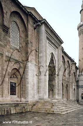 Bursa-Moschea-Ulu-Kamii_1.jpg