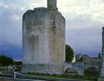 Torre-di-Costanza-Aigues-Mo.jpg
