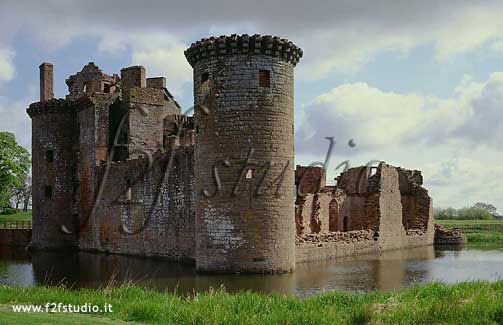 Caerloveroch-Castel_2.jpg