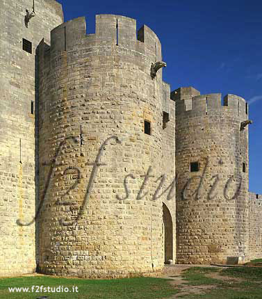 Mura-Aigues-Mortes_2.jpg