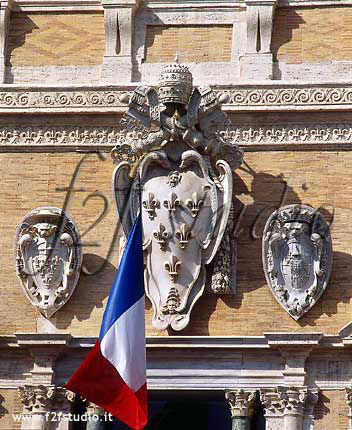 Palazzo_Farnese_1.jpg